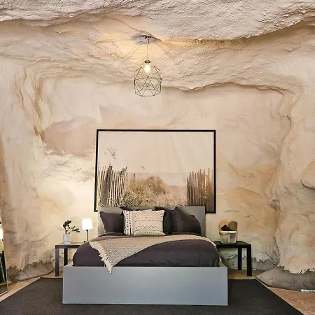 The Caves At Moab - At Private Riverside Ranch